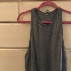 Lululemon tank sz 6